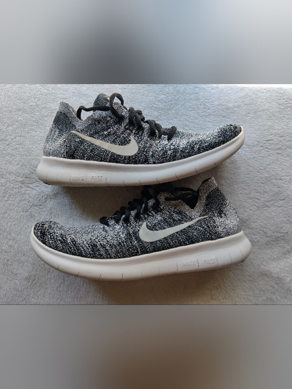 Nike Free RN Flyknit 2017 Women's Running Shoes Black White Oreo Size 6.5 880844